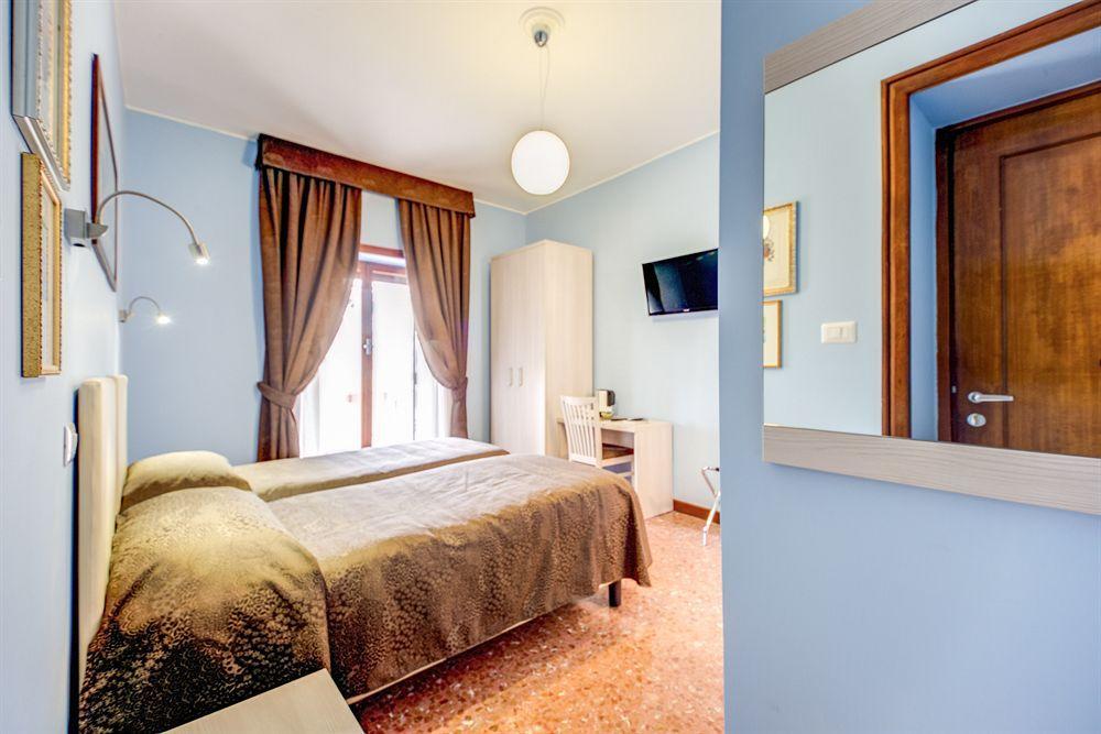 Bed and Breakfast Domus Cornelia Roma Exterior foto