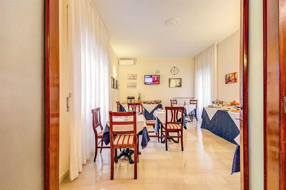 Bed and Breakfast Domus Cornelia Roma Exterior foto