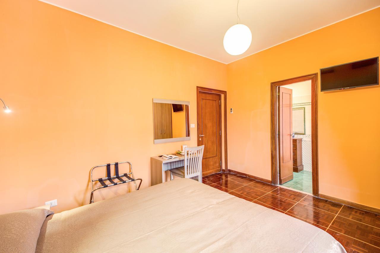 Bed and Breakfast Domus Cornelia Roma Exterior foto