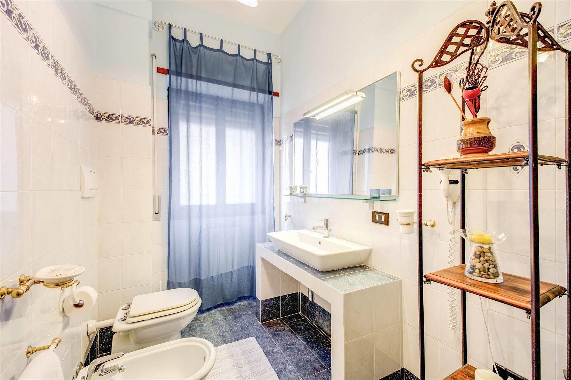 Bed and Breakfast Domus Cornelia Roma Exterior foto