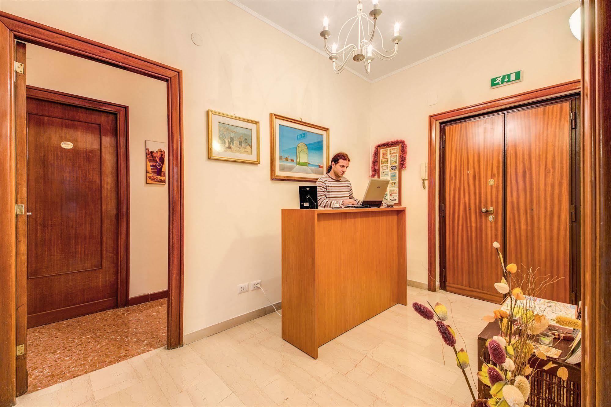 Bed and Breakfast Domus Cornelia Roma Exterior foto